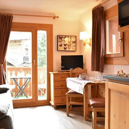 Renove Pour 3 Personnes A Meribel, Proche Pistes Et Commerces, Balcon Sud - Fr-1-180-33 * Meribel