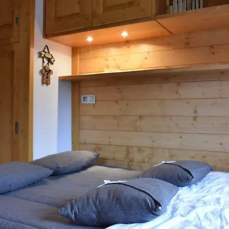 Renove Pour 3 Personnes A Meribel, Proche Pistes Et Commerces, Balcon Sud - Fr-1-180-33 * Meribel
