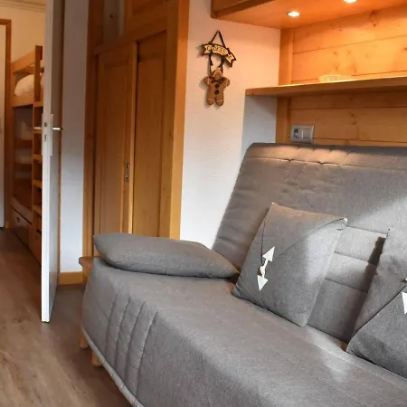 Renove Pour 3 Personnes A Meribel, Proche Pistes Et Commerces, Balcon Sud - Fr-1-180-33